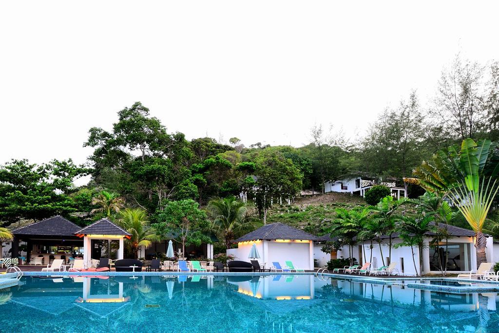 Sari Pacifica Resort & Spa, Sibu Island, Johor Пулау-Сібу Екстер'єр фото