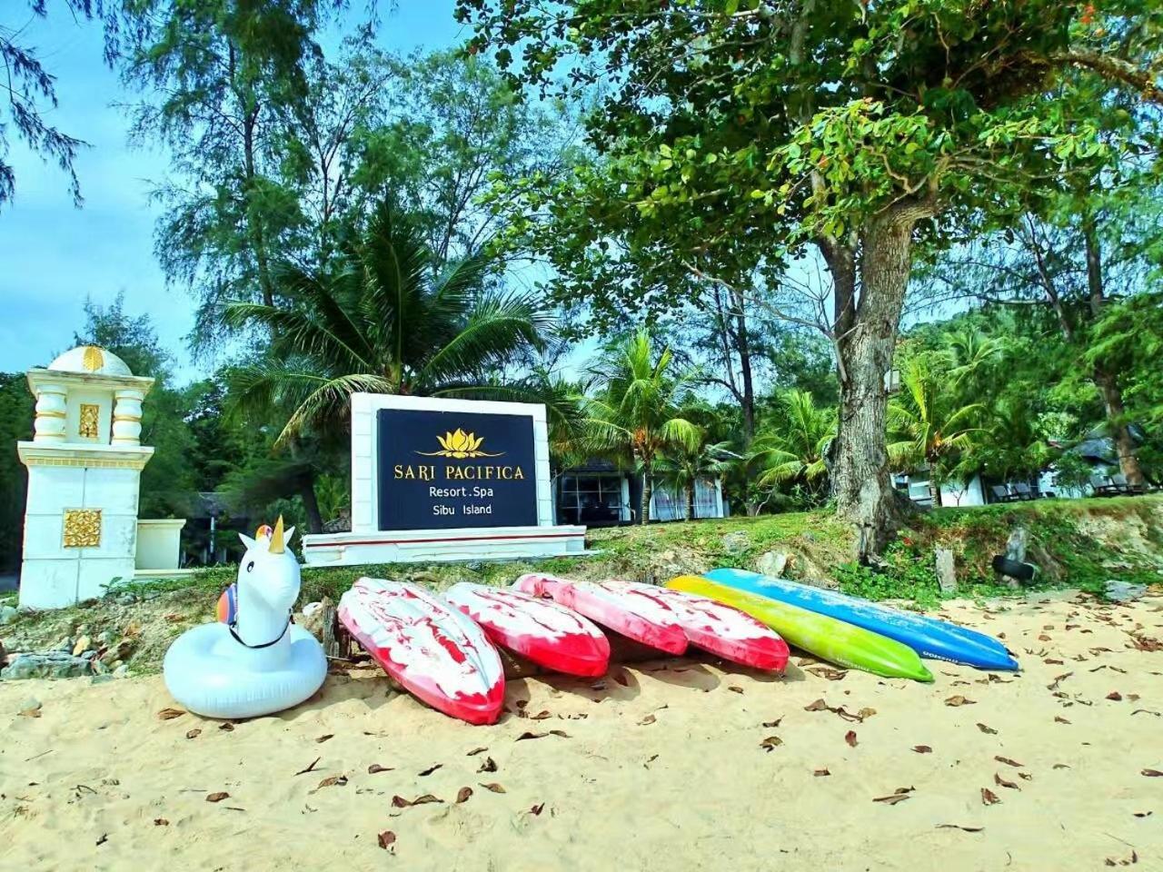 Sari Pacifica Resort & Spa, Sibu Island, Johor Пулау-Сібу Екстер'єр фото